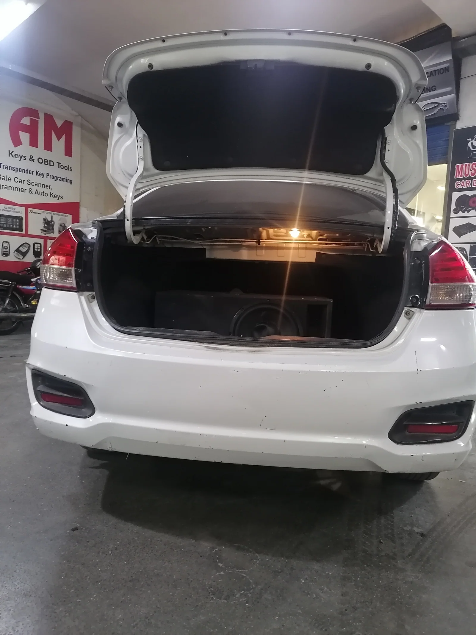 Suzuki Ciaz Trunk Insulator 5mm Premium | Dust & Sound Reduction view 2