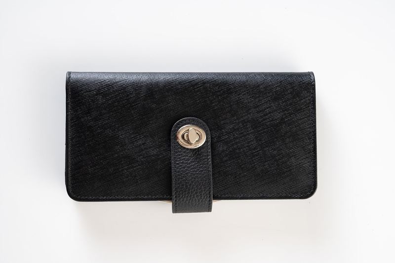 The Everyday Clutch