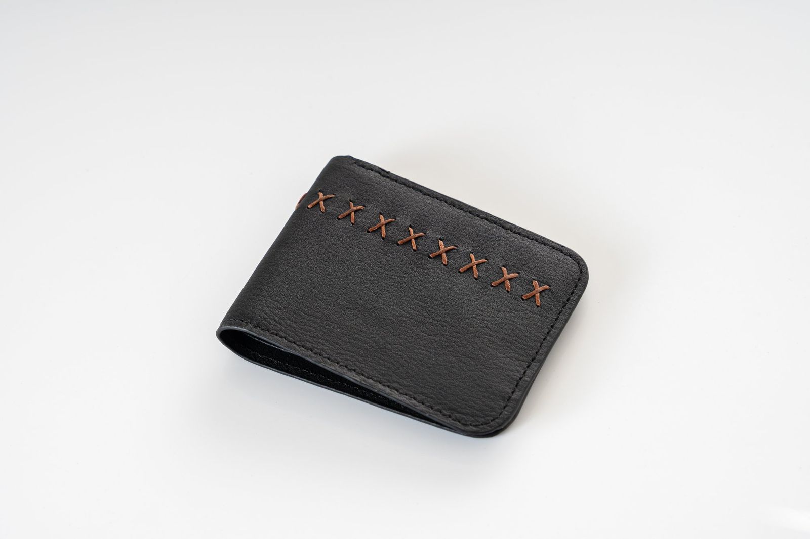 Criss Cross Bi-Fold, view 3
