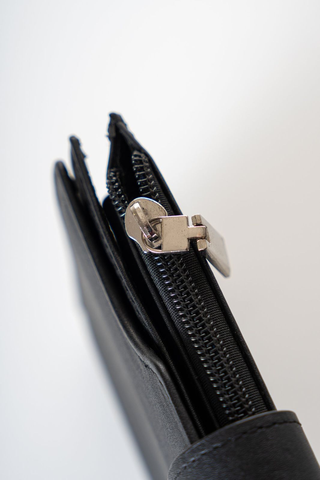Mega Wallet, view 3