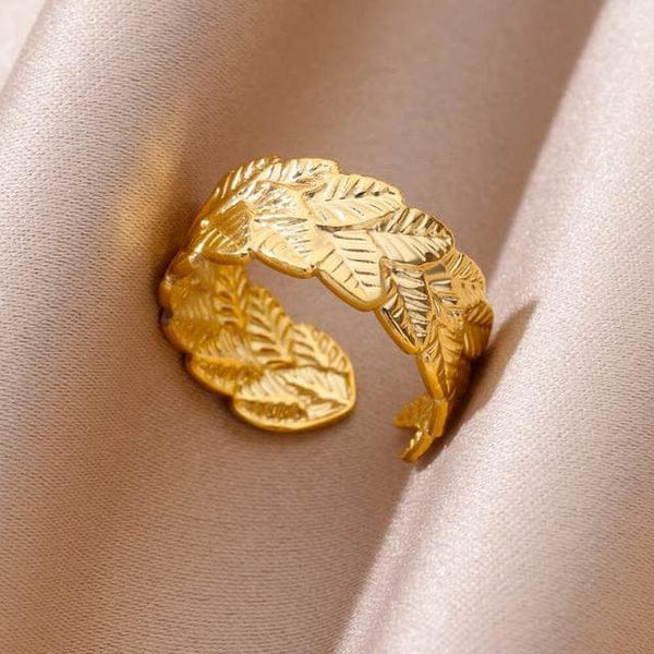 Elegant Leaf Adjustable - Ring - Hover