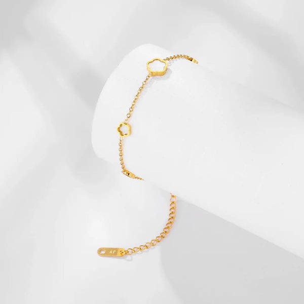 Five Leaf Flower - Bracelet - Hover