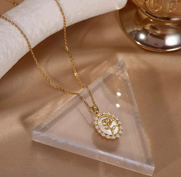 Luxury Rose Flower Pendant - Necklace - Hover