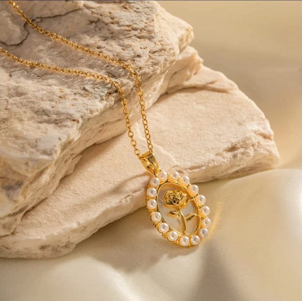 Luxury Rose Flower Pendant - Necklace - Image 3