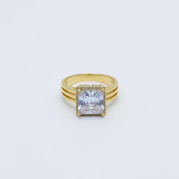 Sizzling Single Stone Gold - Ring - Image 3