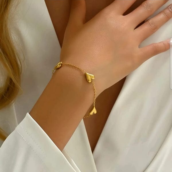 Romantic Heart Charm - Bracelet - Hover