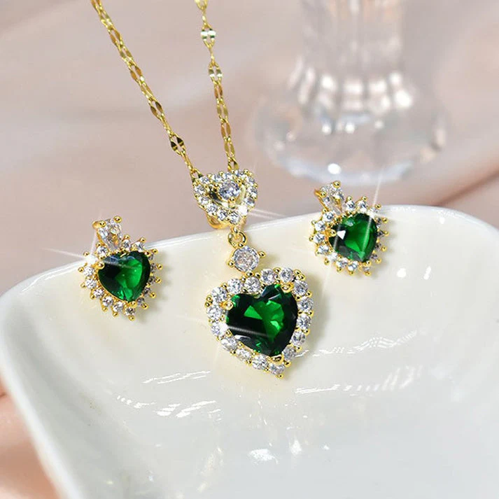 Green Diamond Heart - Jewelry Set - Hover