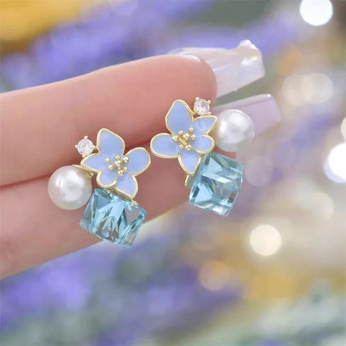 Crystal Sugar Flower Stud - Earrings