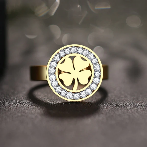 Elegant Clover - Ring