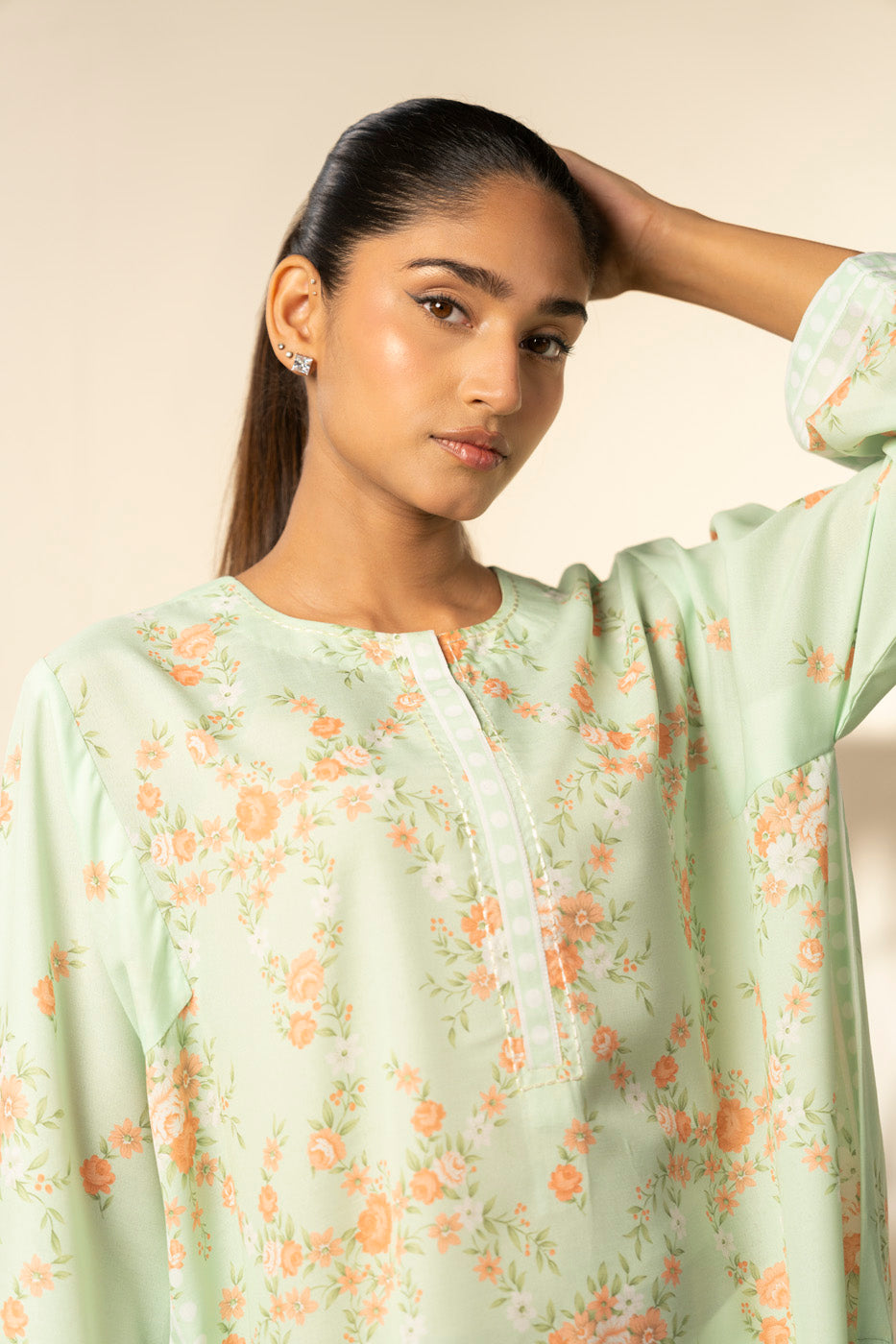 RTW | SHIRT view 3