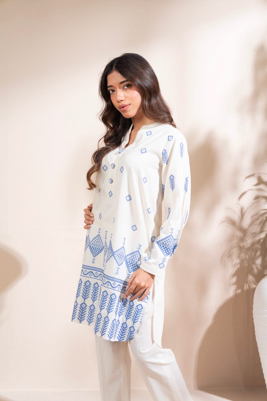 RTW | KURTI alternate view