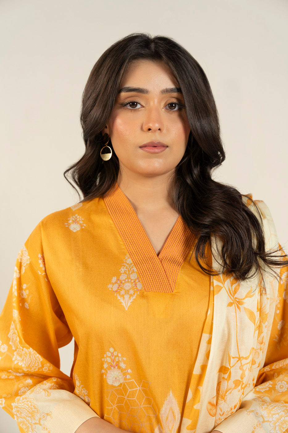 RTS  | SHIRT, TROUSER & DUPATTA alternate view