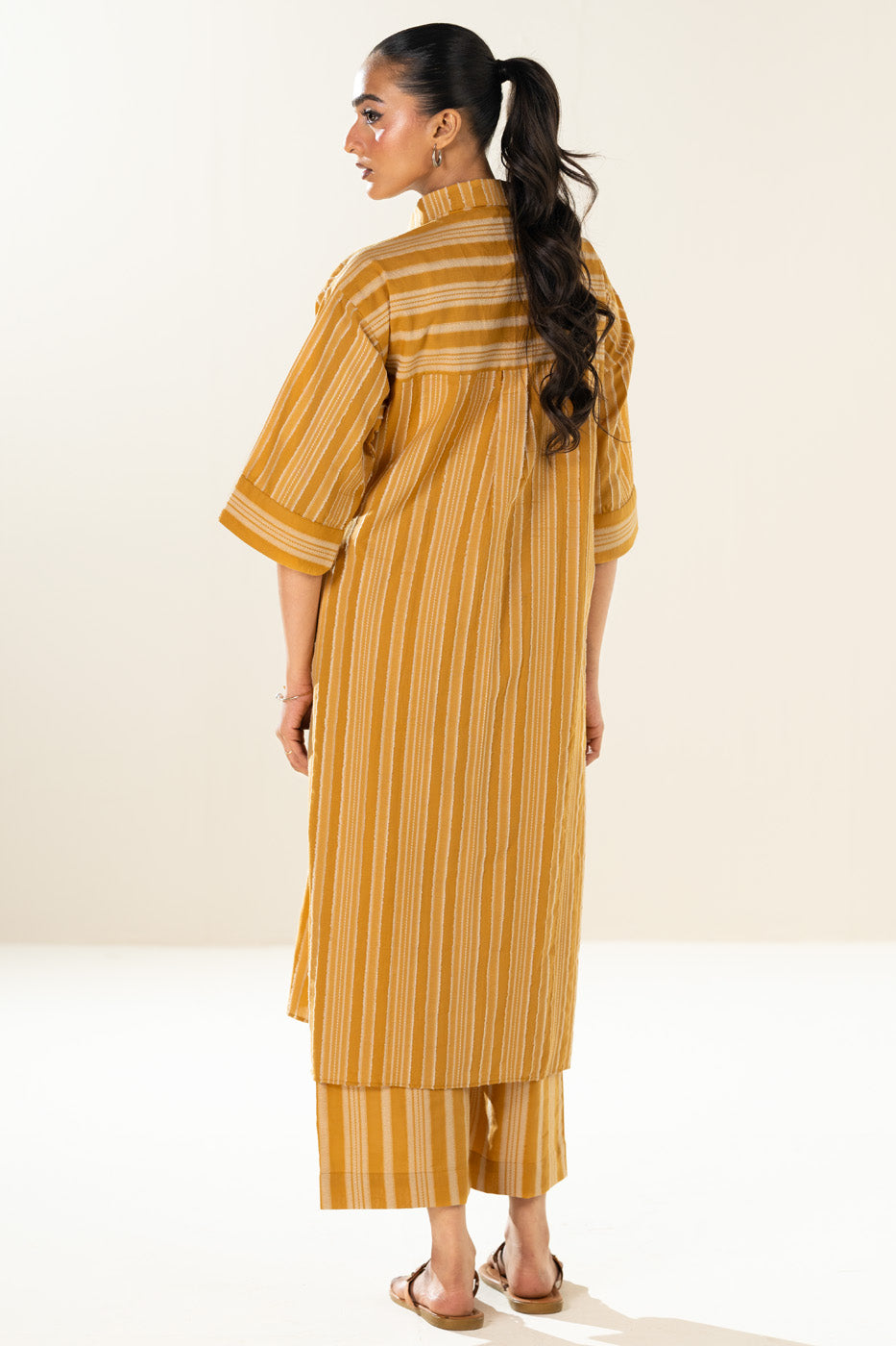 RTW | SHIRT & TROUSER view 3