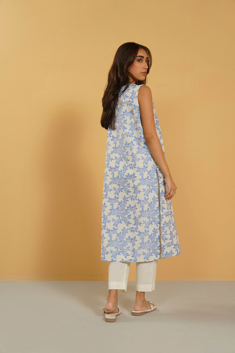 RTW | SHIRT & TROUSER view 4
