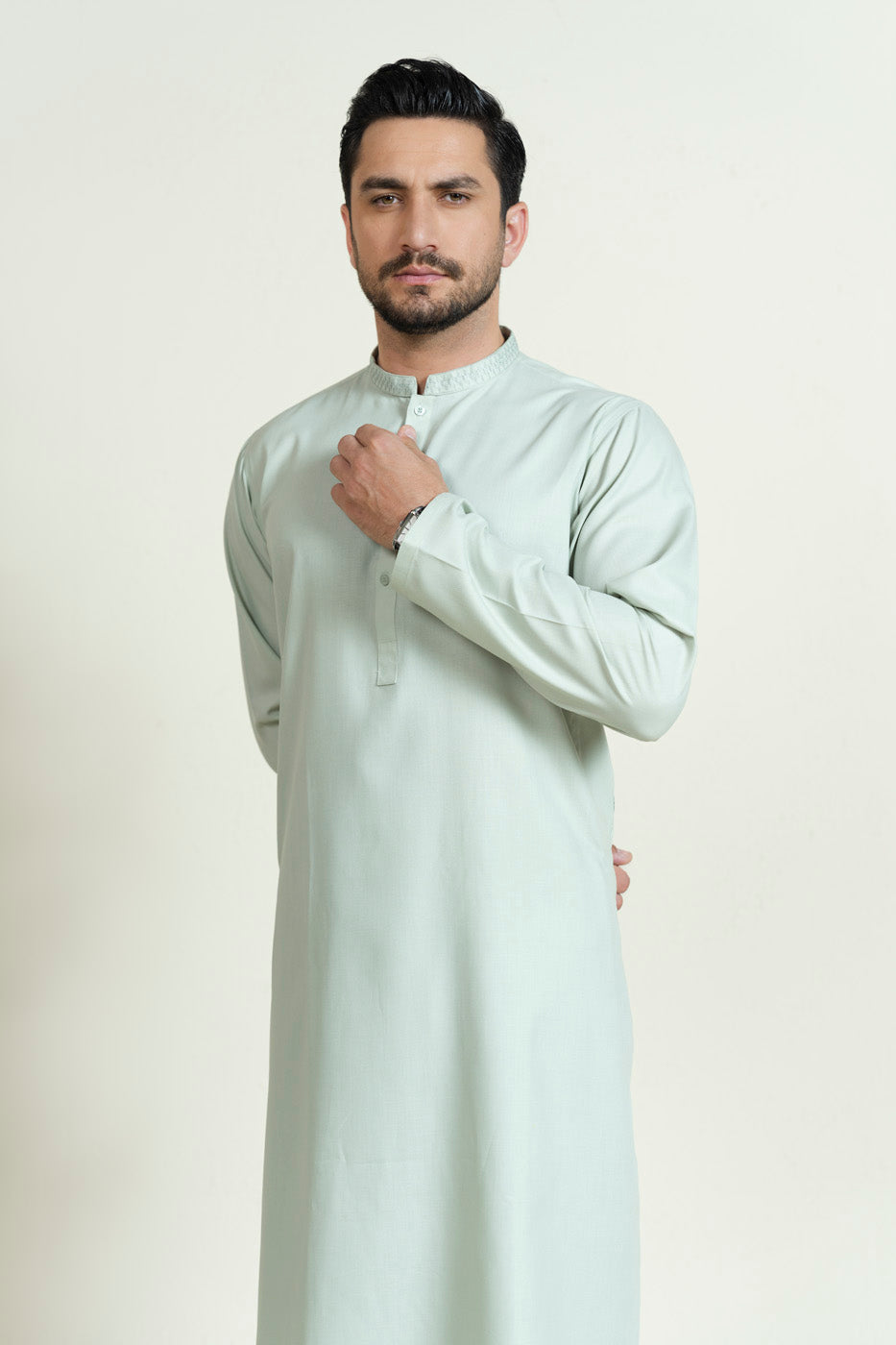 RTW | KURTA & TROUSER alternate view