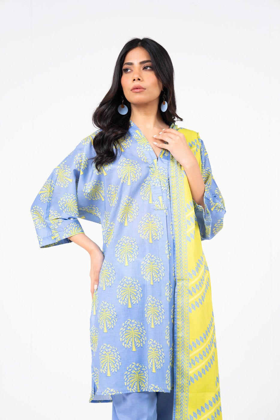 RTS | SHIRT, TROUSER & DUPATTA alternate view
