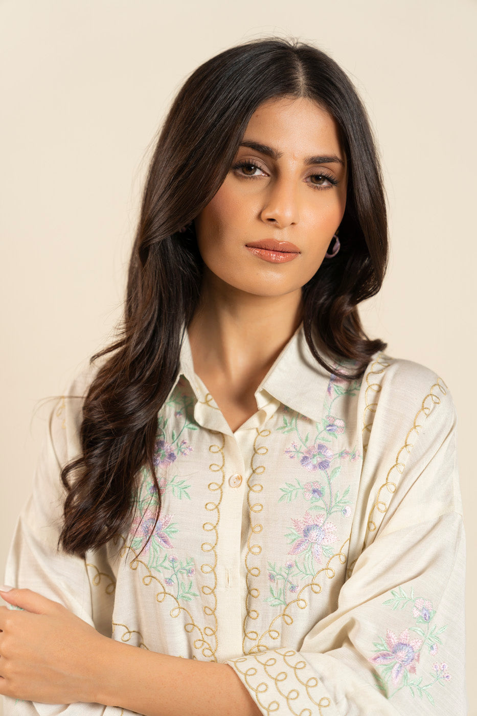 RTW | SHIRT view 3