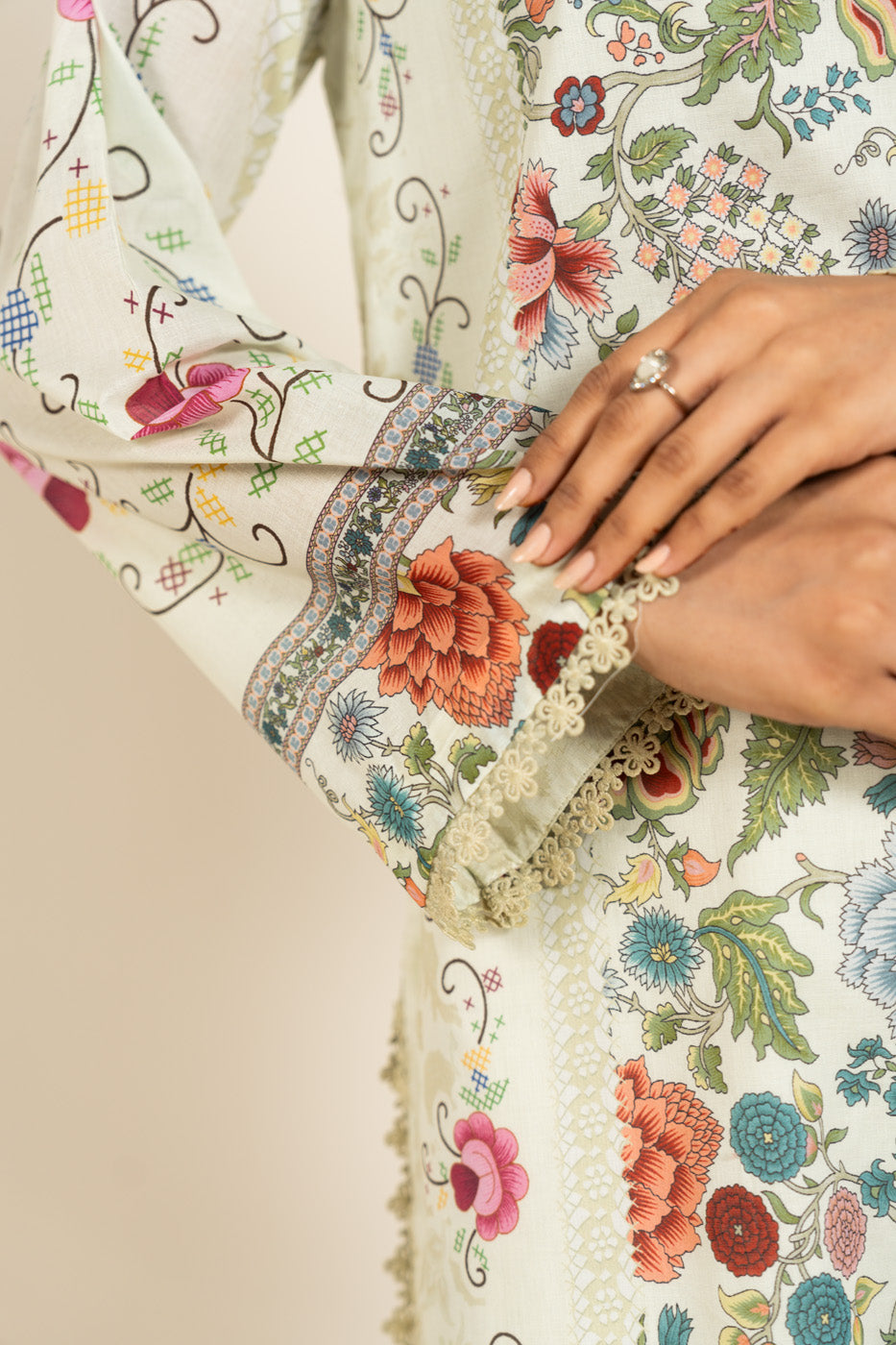 RTS | SHIRT & TROUSER view 4