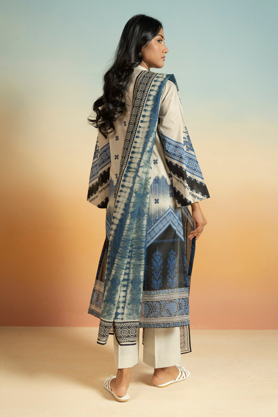 RTS  | SHIRT, TROUSER & DUPATTA view 4