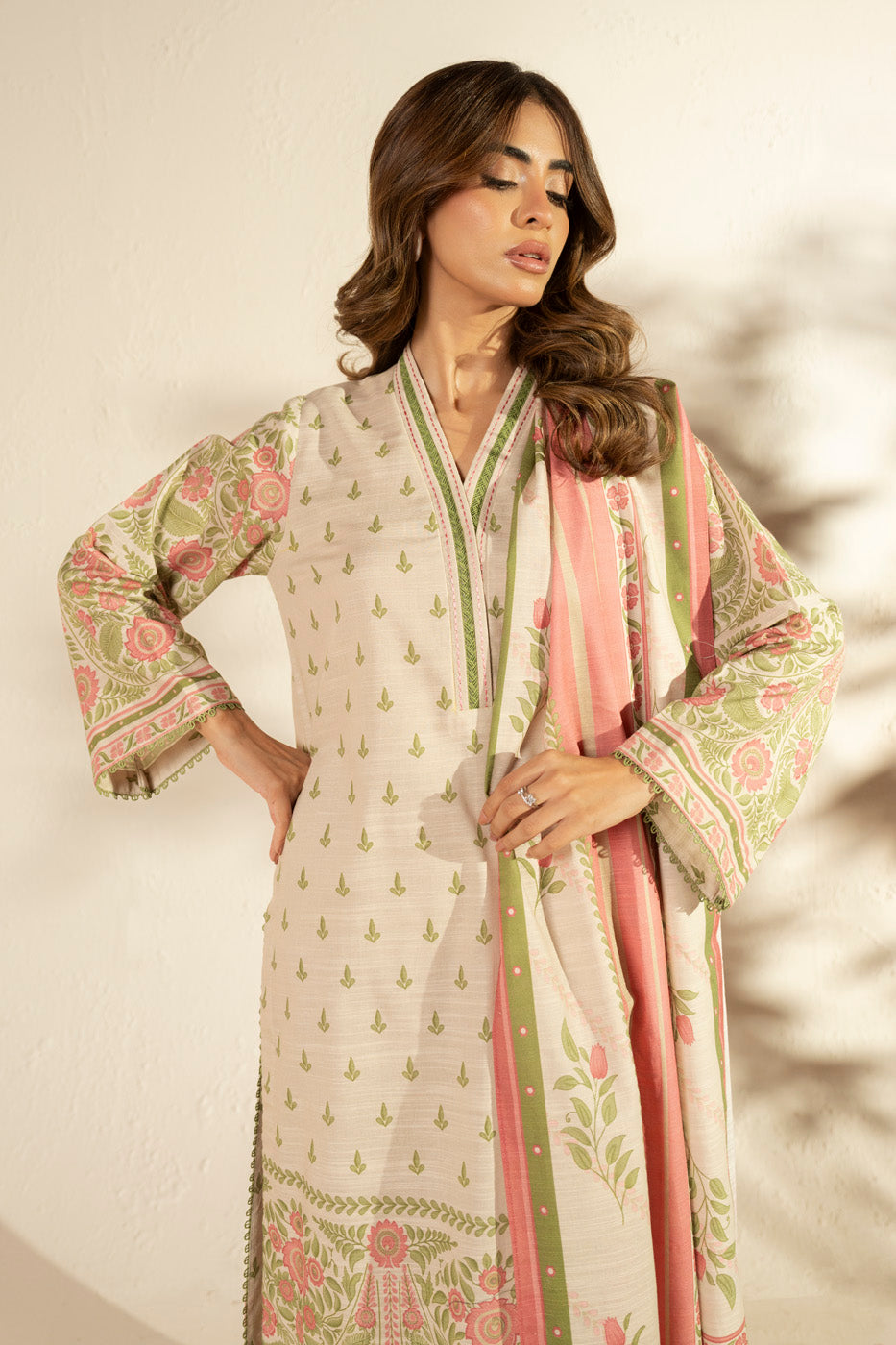 RTS | SHIRT & DUPATTA alternate view