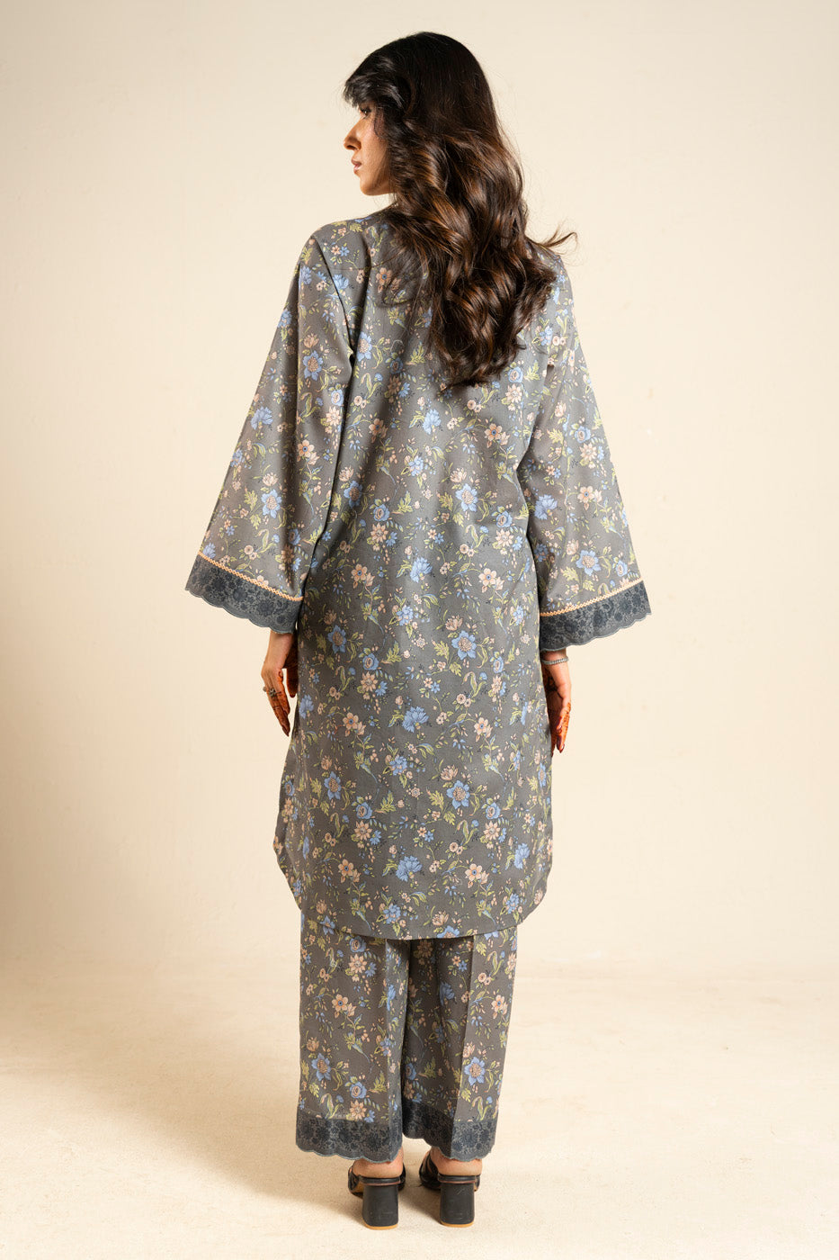 RTS | SHIRT & TROUSER view 4