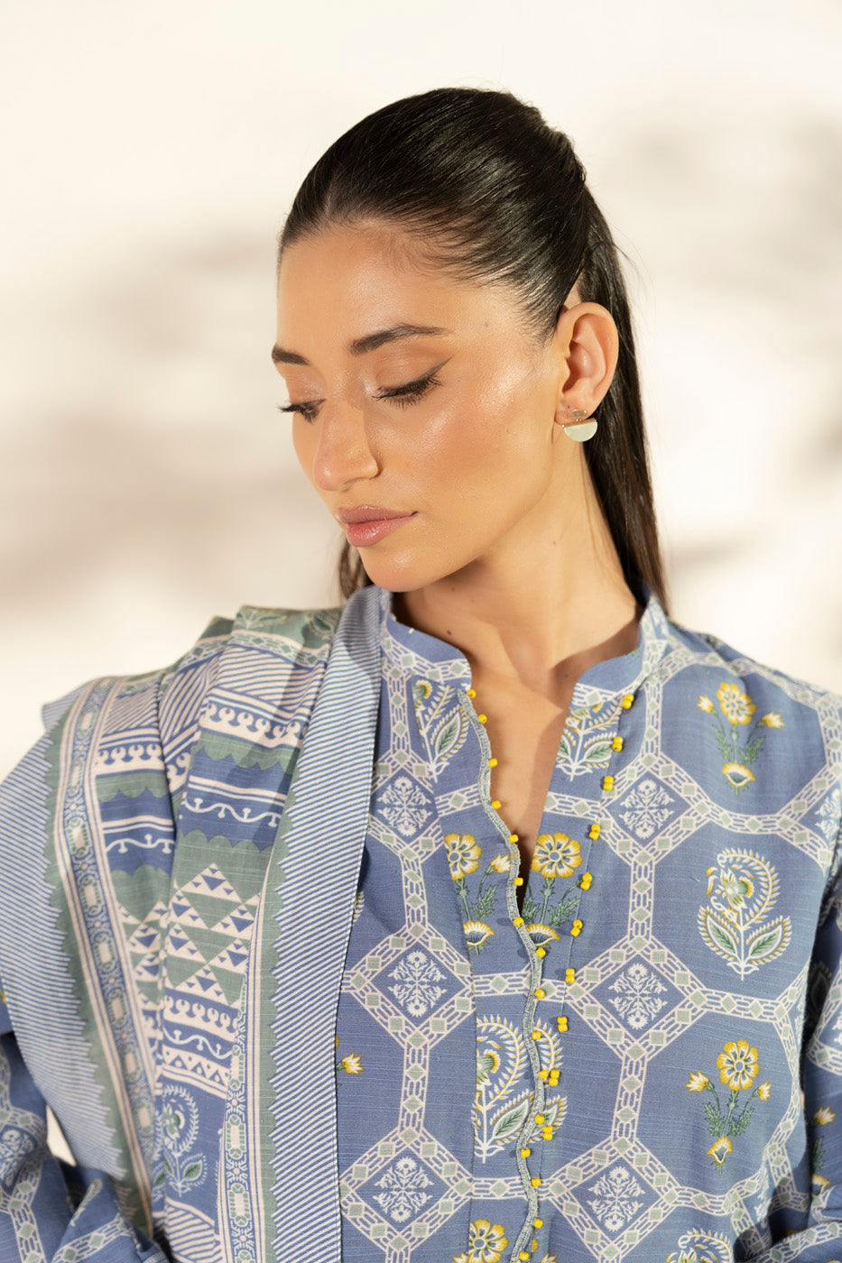 RTS | SHIRT & DUPATTA alternate view