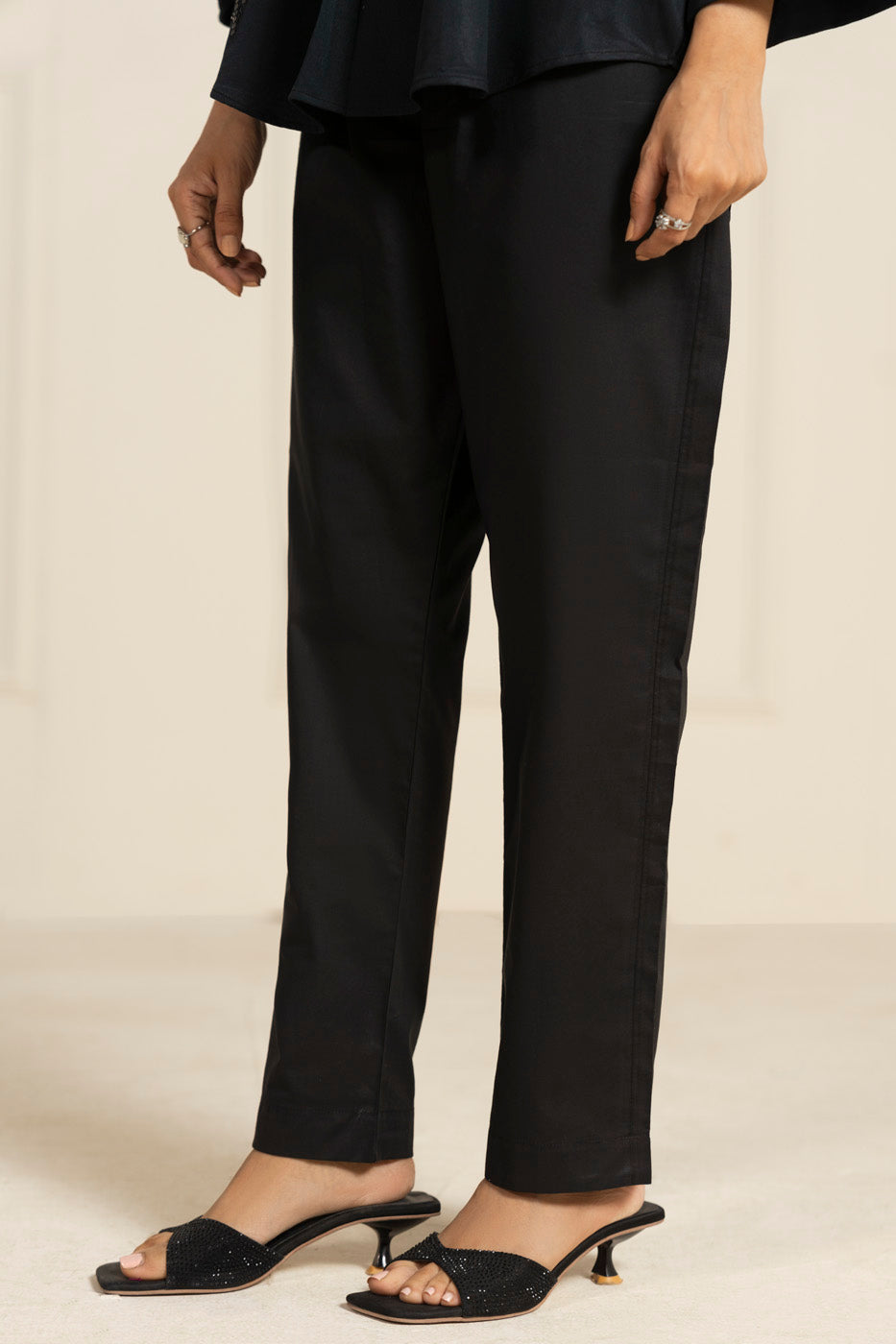 RTW | TROUSER alternate view