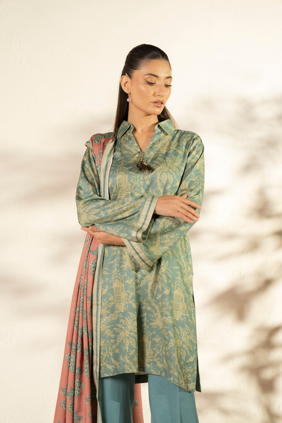 RTS | SHIRT & DUPATTA alternate view
