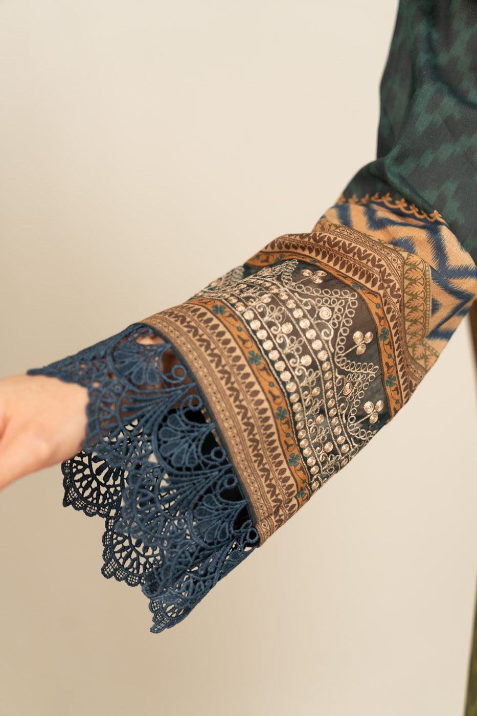 RTS | SHIRT, TROUSER & DUPATTA view 4