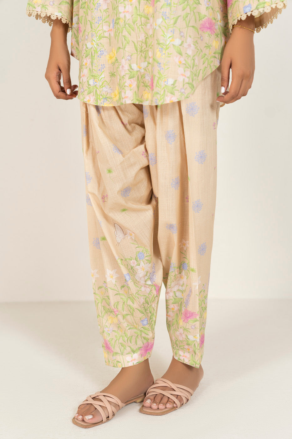 RTW | SHIRT & SHALWAR view 3