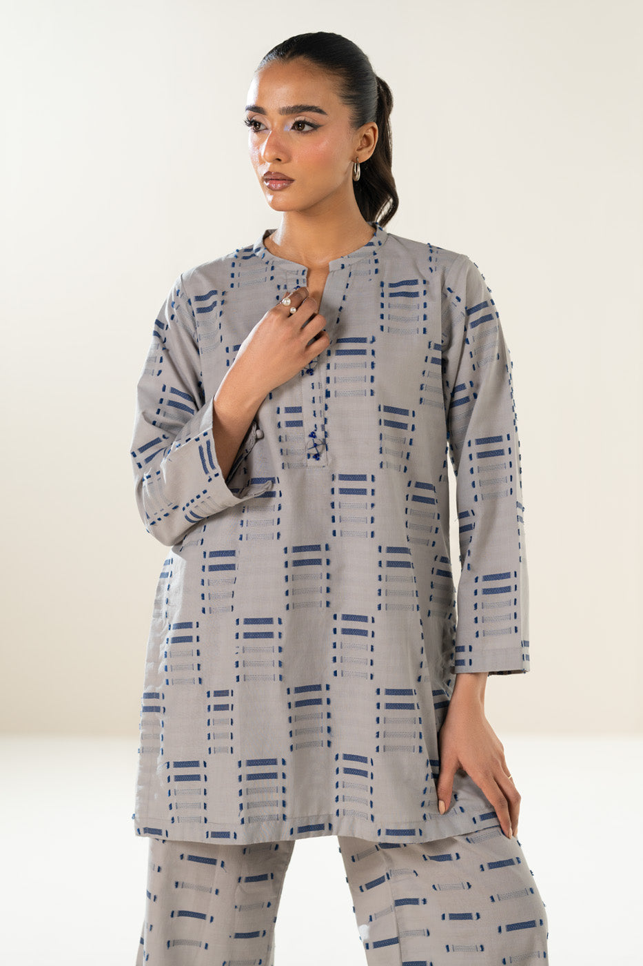 RTW | SHIRT & TROUSER alternate view