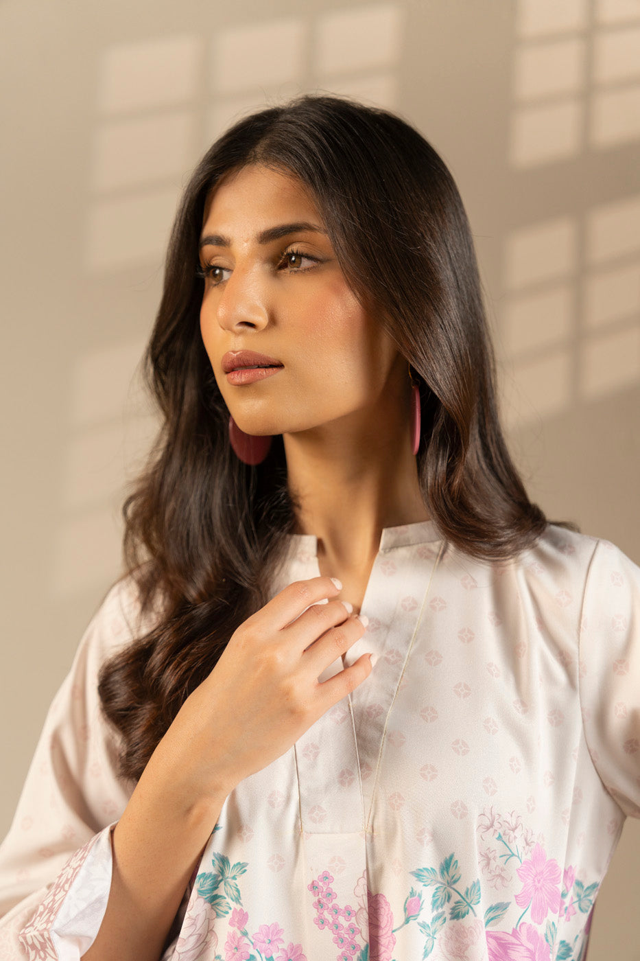 RTW | SHIRT view 3