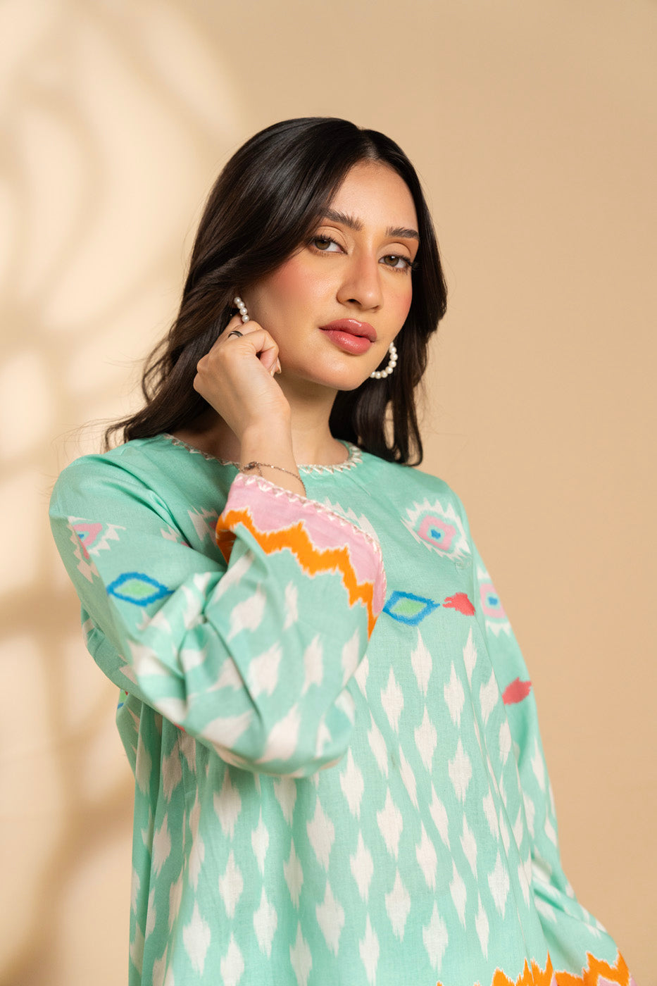 RTW | SHIRT view 3
