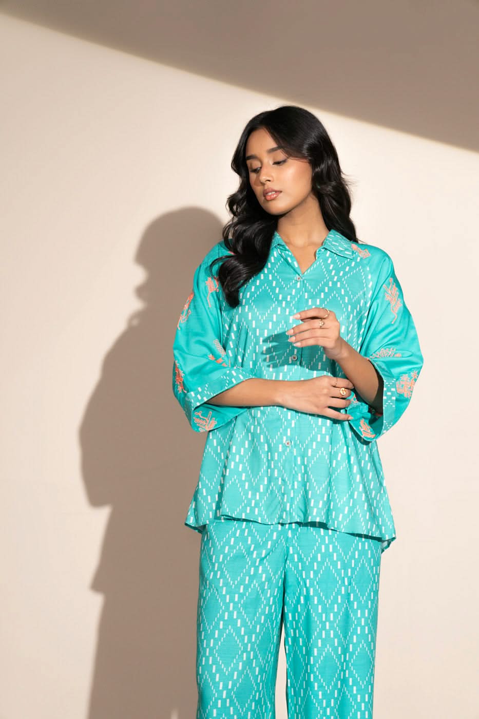 RTW | KURTI alternate view