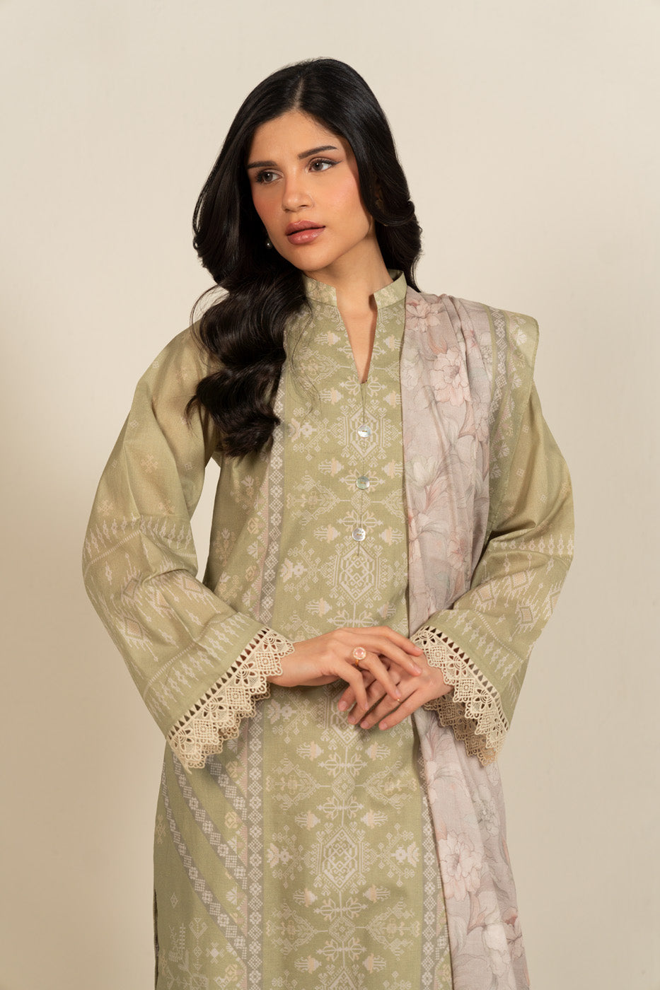 RTS | SHIRT, TROUSER & DUPATTA alternate view