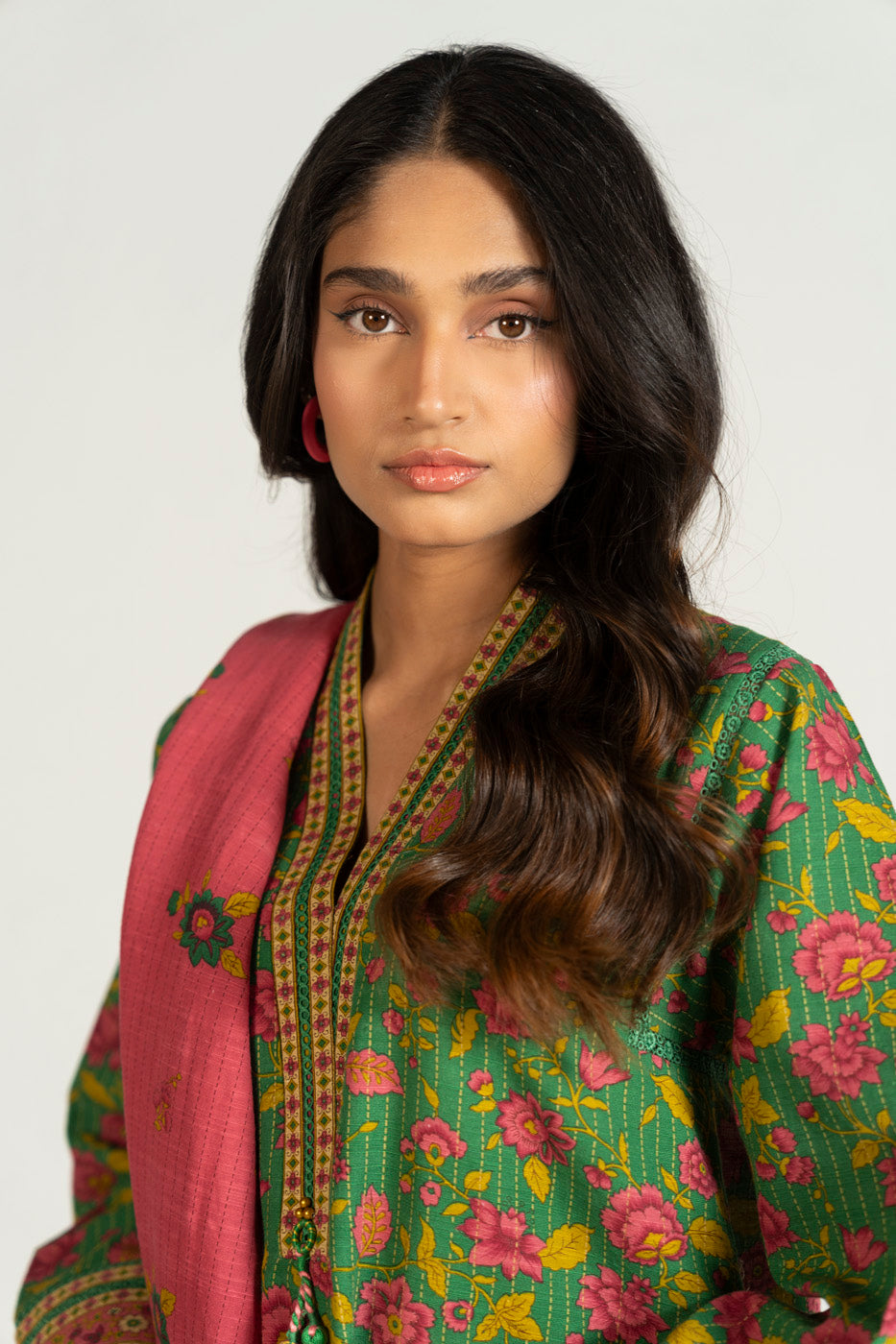RTS | SHIRT & DUPATTA view 3