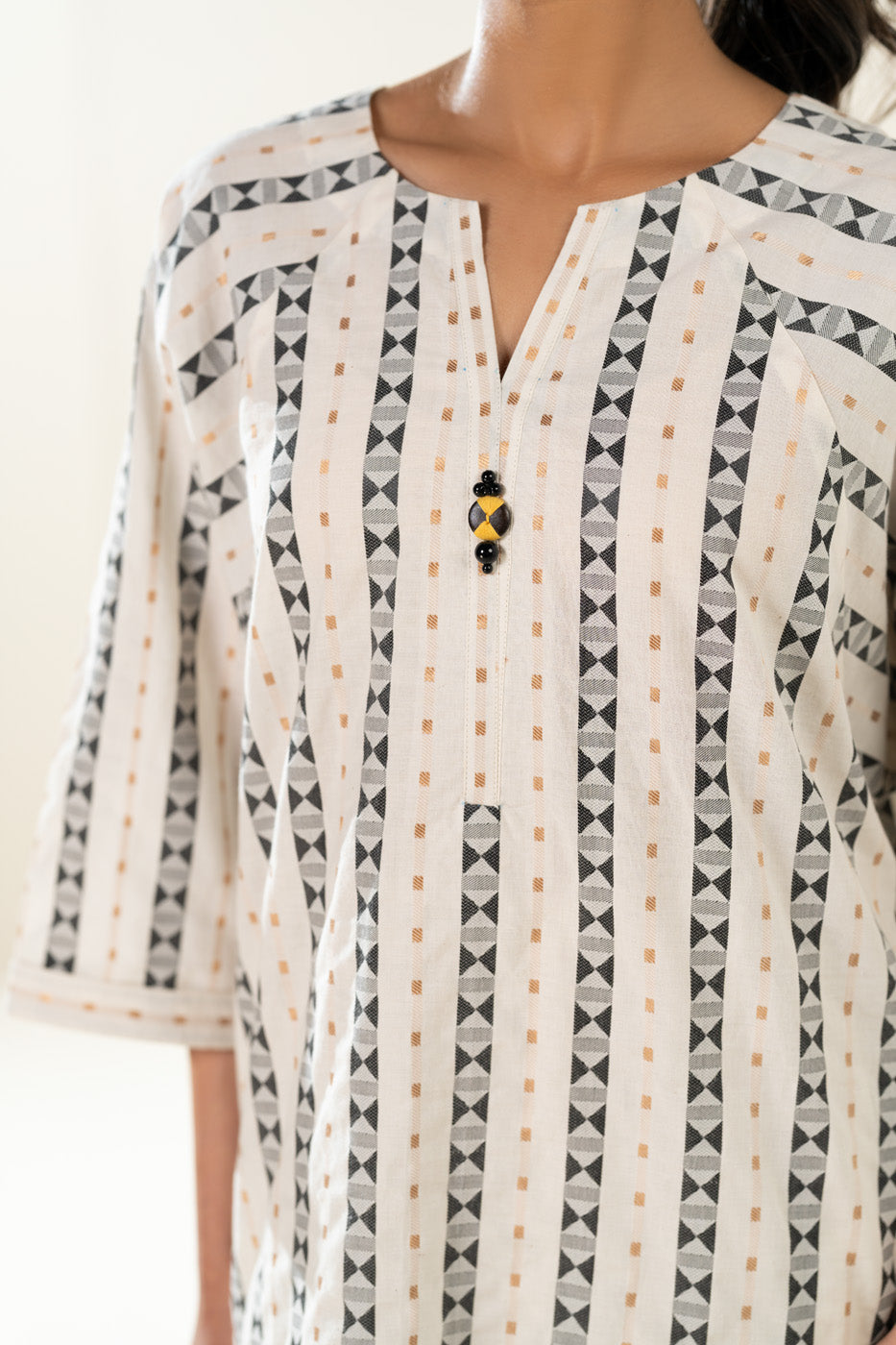RTW | SHIRT & SHALWAR view 3