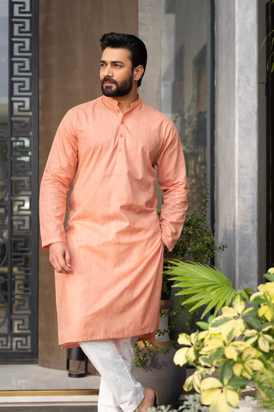 RTW | KURTA alternate view