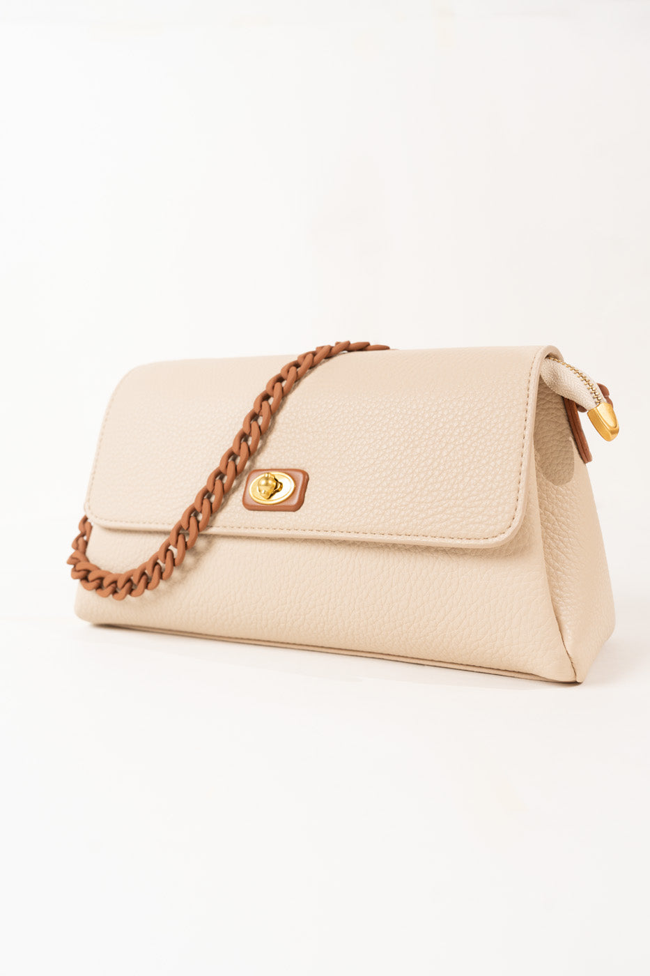 CHAIN-STRAP SHOULDER BAG view 3