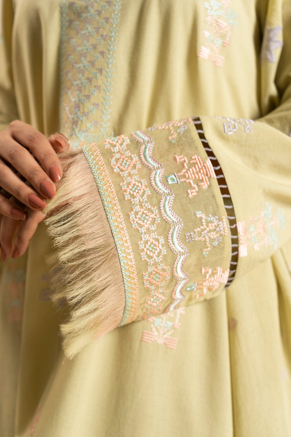 RTS  | SHIRT, TROUSER & DUPATTA view 3