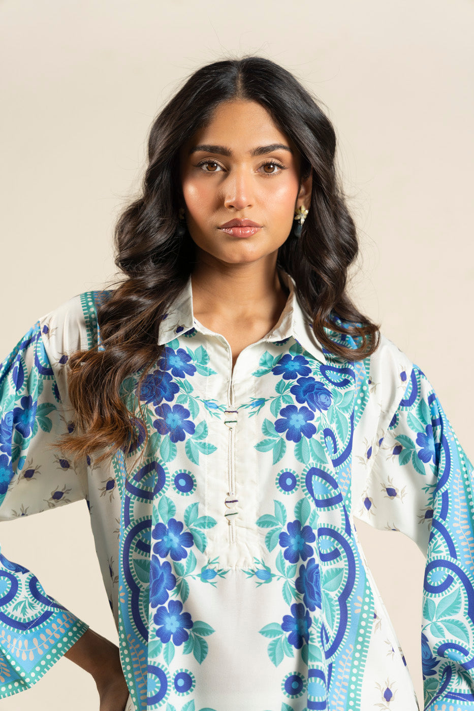 RTW | SHIRT & TROUSER view 3