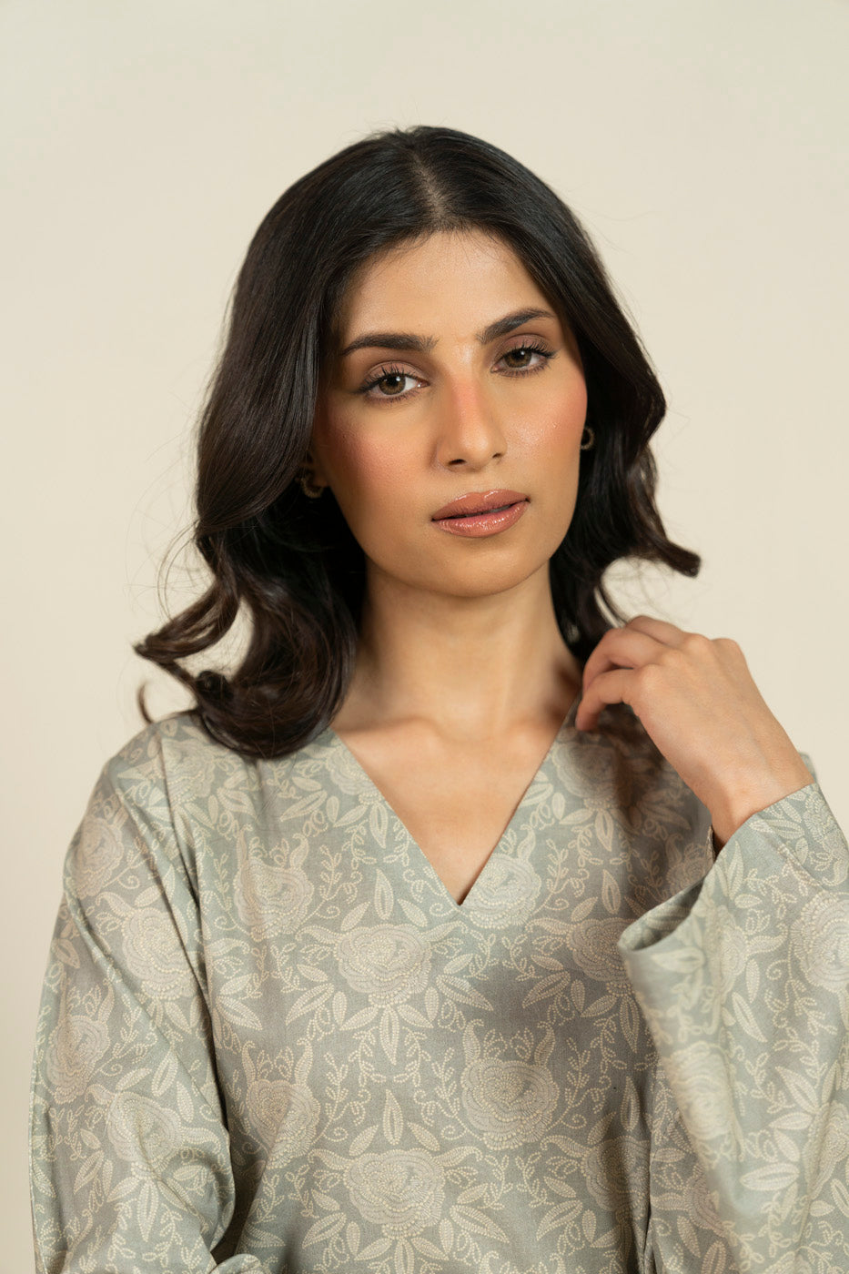 RTW | SHIRT view 3