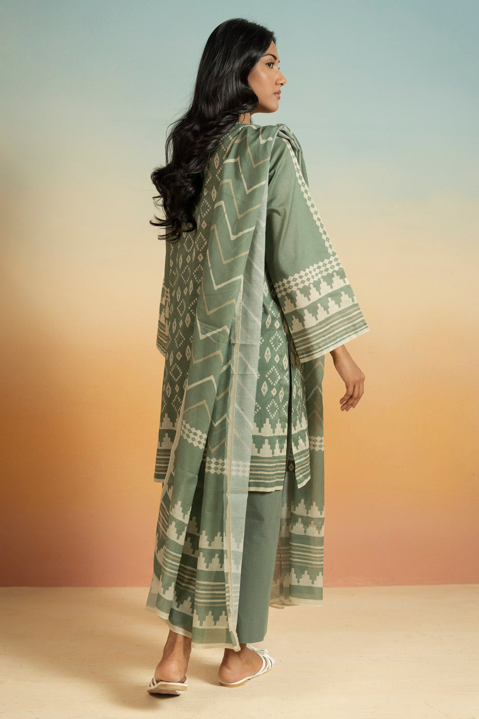 RTS  | SHIRT, TROUSER & DUPATTA view 3