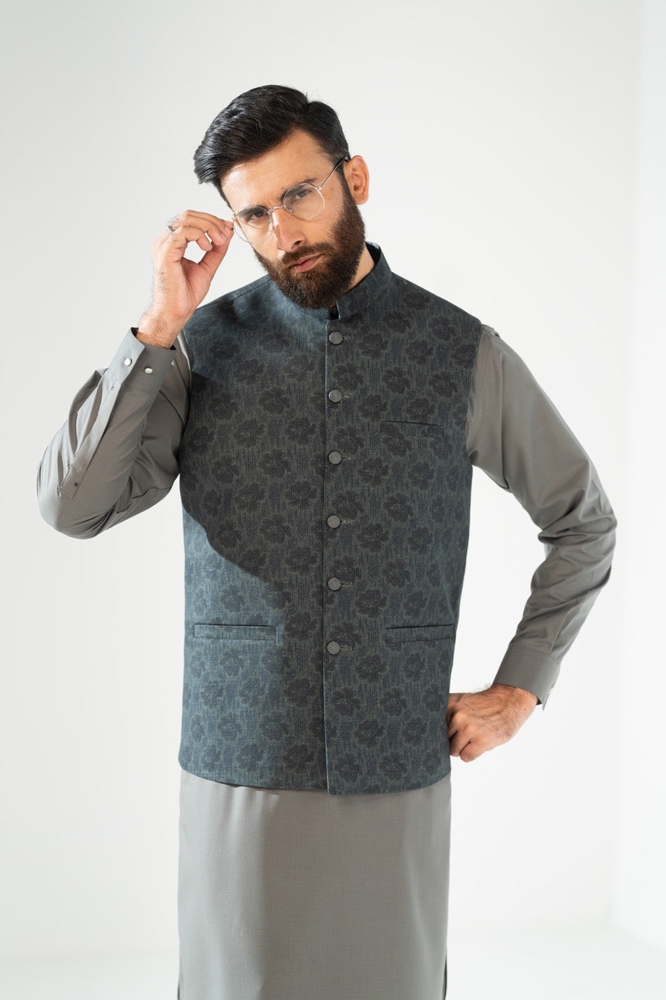 RTW | WAISTCOAT view 3