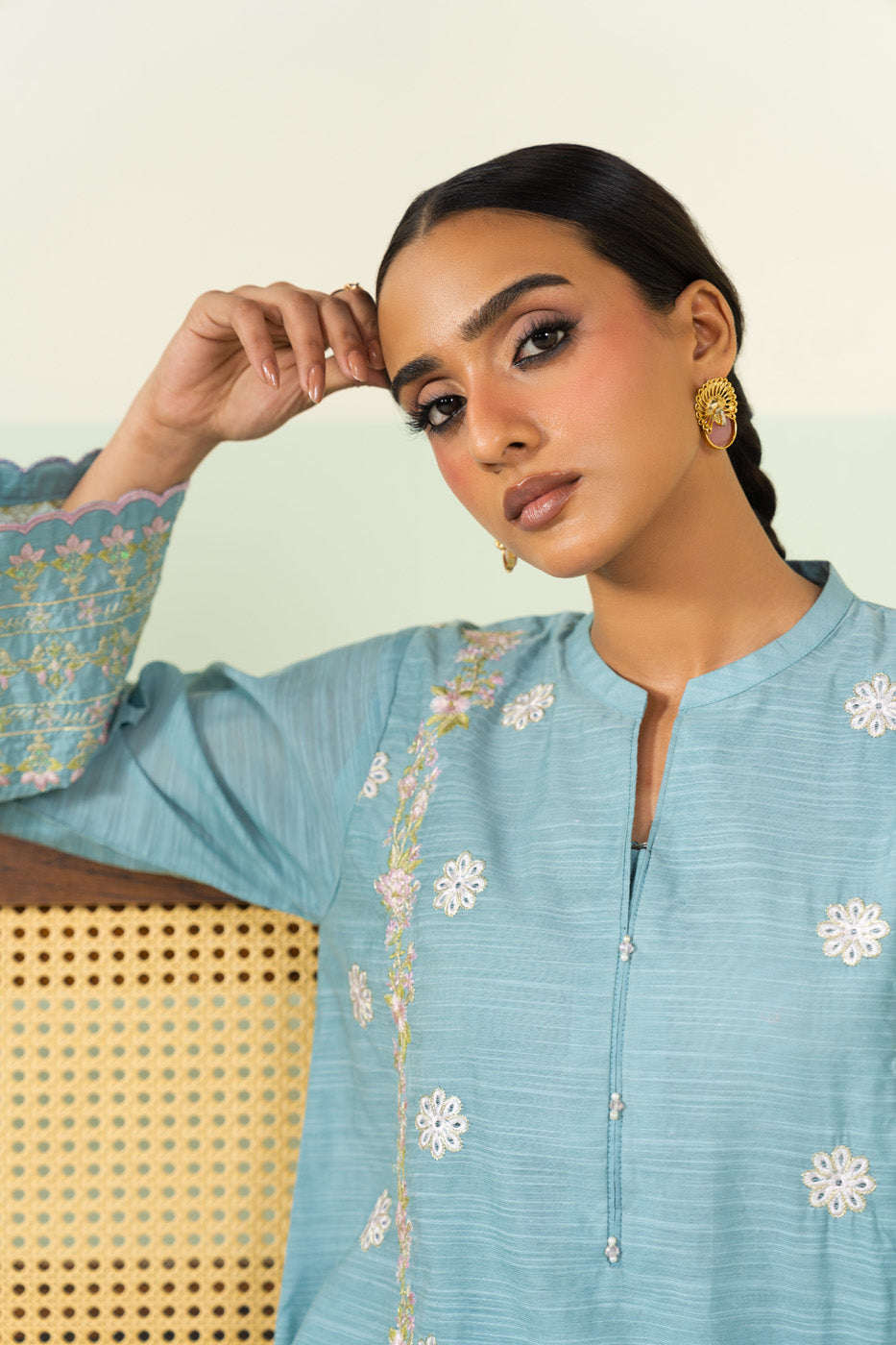 RTW | SHIRT & TROUSER view 3