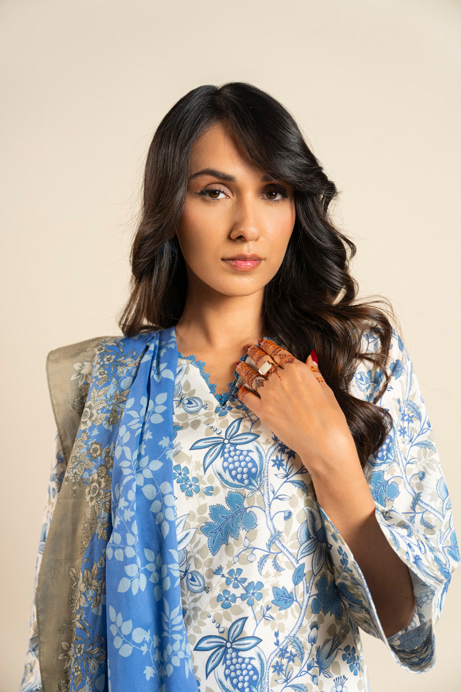 RTS | SHIRT & DUPATTA view 3
