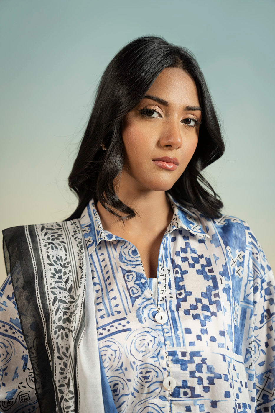 RTS  | SHIRT, TROUSER & DUPATTA view 3