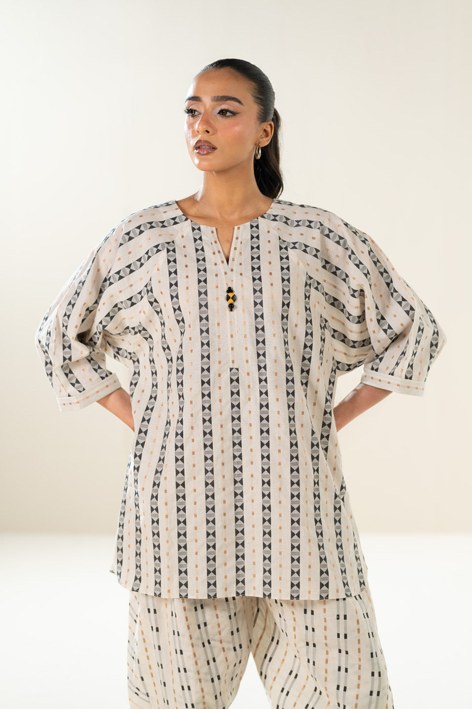 RTW | SHIRT & SHALWAR alternate view