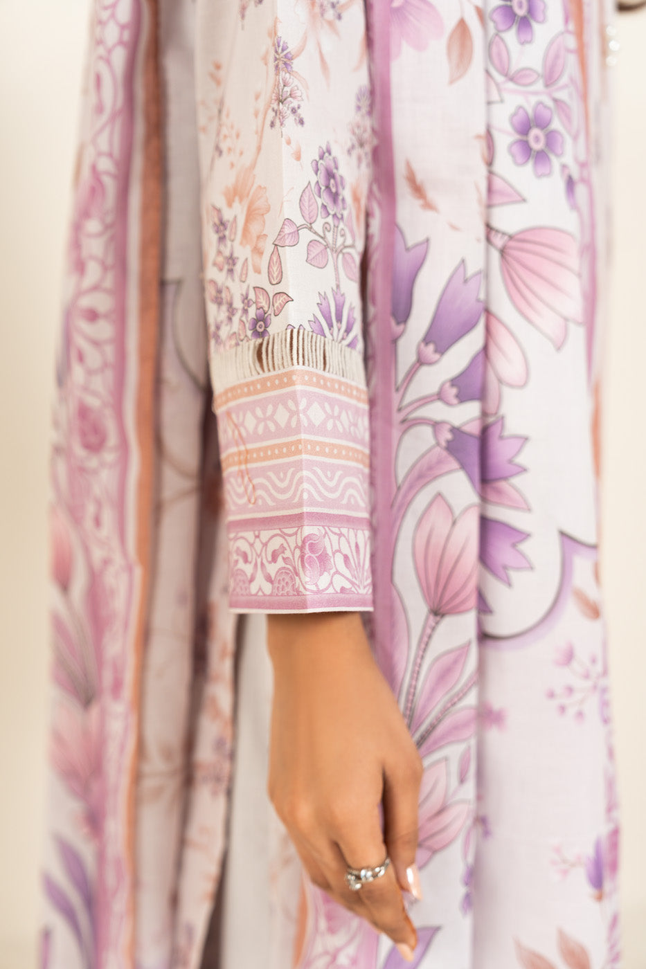 RTS | SHIRT & DUPATTA view 4