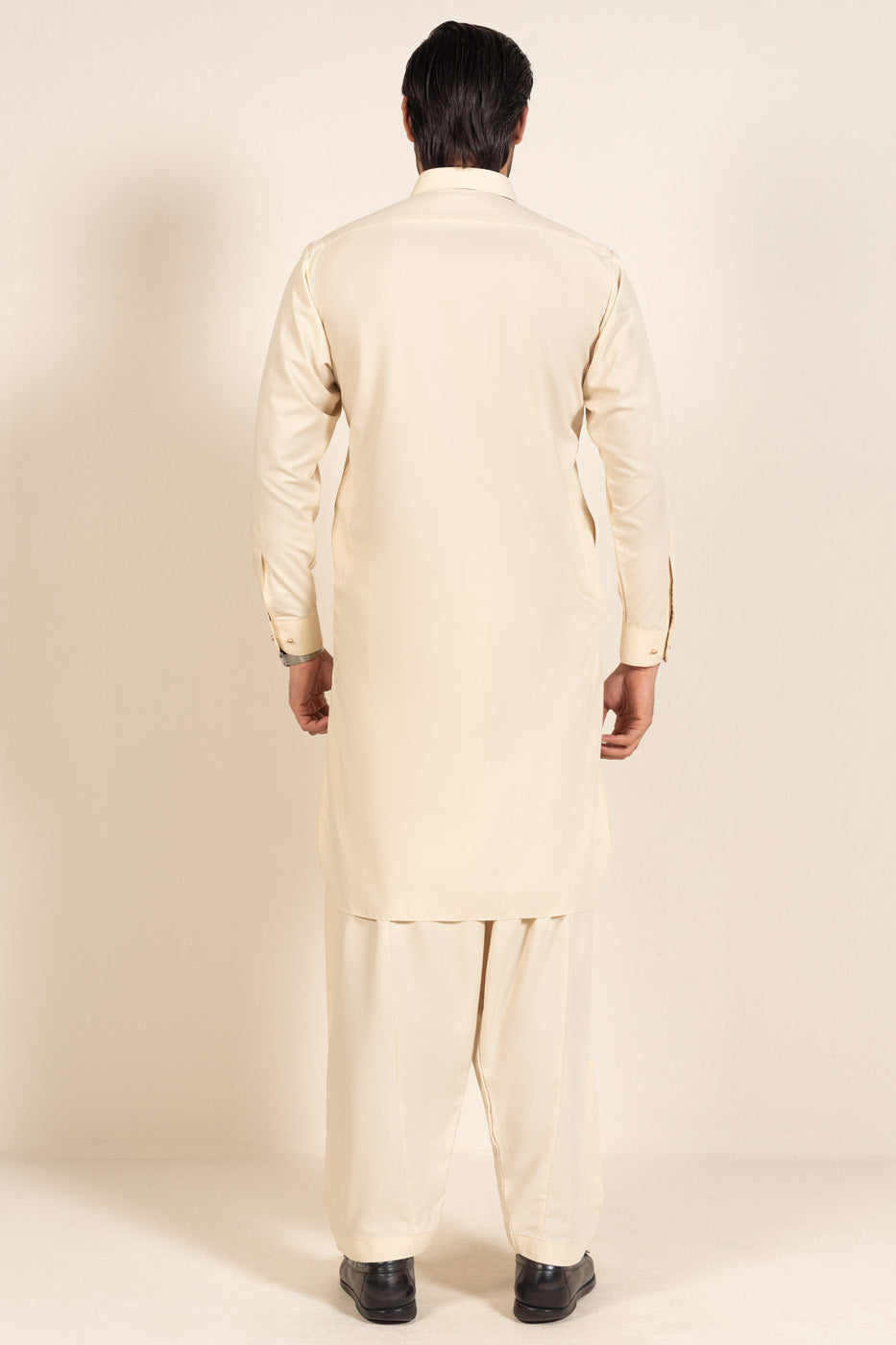 RTW | KAMEEZ & SHALWAR view 4